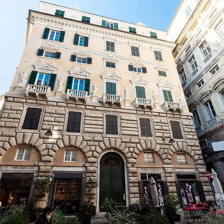 Centre Of Genoa, Near Acquarium * Генуя
